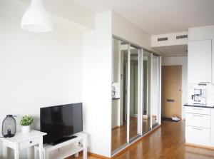 Lakeview Studio at Ratina next to Downtown - Hosted by 2ndhomes
