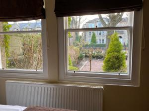 Standard Twin Room room in Glenalmond House