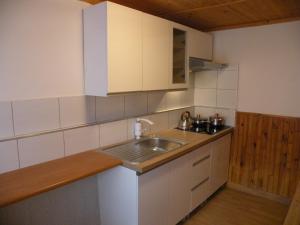 Dom Wczasowy Alga w Łazach pokoje i apartamenty