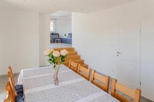 Villa Anabella peaceful holiday home with pool 
