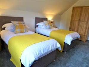 Gerycastell Luxury Holiday Apartment with Stunning Views & EV Station Point