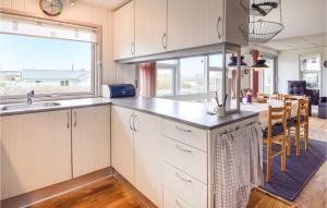 4 Bedroom Cozy Home In Bogense