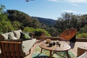 Appartements Charmant Mazet Haut de Gigaro, face a la pinede : photos des chambres