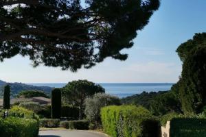 Appartements Charmant Mazet Haut de Gigaro, face a la pinede : photos des chambres