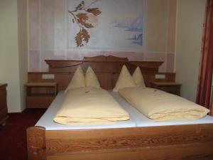 Hotel Landhof Simeter GMBH