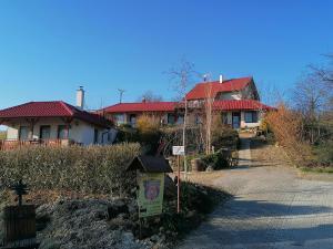 Penzion Nad jezerem