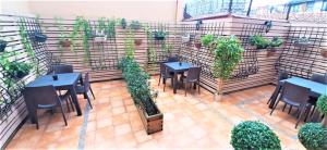 valide-maide hotel