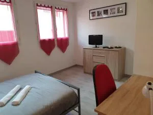 T1 Bis centre villeTarbes (logement entier) - 塔布