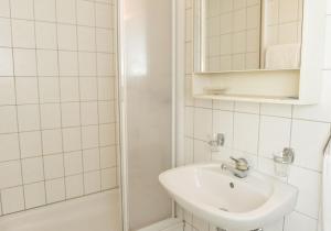 Budget Double Room room in Speiserestaurant Traube