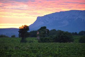 Appartements Vue Sainte Victoire, proche Aix-en-Provence : photos des chambres