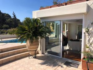 Luxury Penthouse with Private Roof Swimming Pool