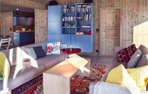 Amazing Home In Flå With Wifi