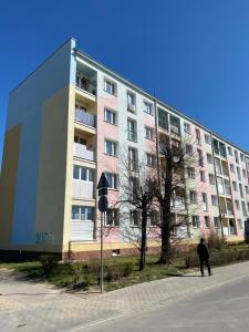 APARTAMENT OŚ. BŁĘKITNE 10H