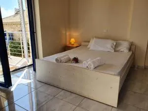 Stoupa Lefktro 4 - Lévktron