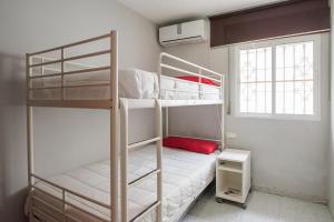 MalagaOnBeach 1 - Two bedrooms - up to 3 people - 10 meters beach