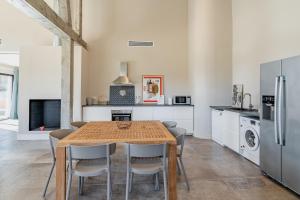 Loft darchitecte au coeur dun domaine viticole