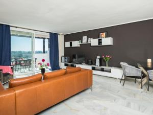 Apartment Penthouse Greenview by Interhome