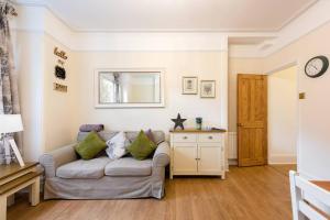 Bikki Apartments - 2 Bed - Free Parking - Own Entrance