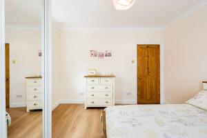 Bikki Apartments - 2 Bedroom