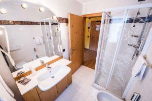 Triple Room room in Hotel Angelica