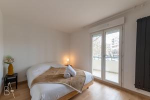 L’Esperluette - 44 sqm apartment with garage & balcony in the city center