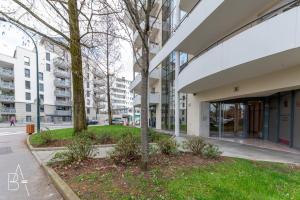 L’Esperluette - 44 sqm apartment with garage & balcony in the city center