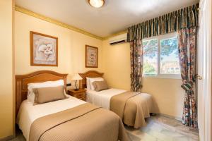 Macdonald Doña Lola Resort