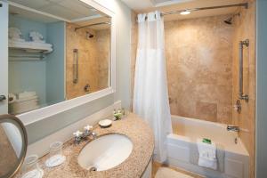 King Room with Balcony room in TradeWinds Island Grand