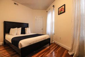 Stylish 1BR in Malden #3
