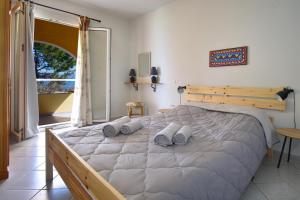 Seafront Cozy Villa - Corfu Homely Getaway