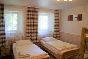 Haus Barnabas im Engel, Gasthaus Engel