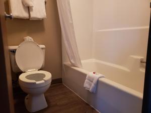 Queen Room with Two Queen Beds - Non-Smoking room in Super 8 by Wyndham Milwaukee Airport