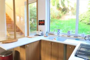 Villas Villa neuve en bois, avec jardin et terrasse, au centre de PERROS-GUIREC - Ref 945 : photos des chambres