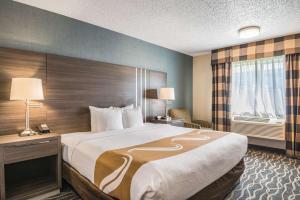 King Room - Non-Smoking room in Quality Inn & Suites Missoula