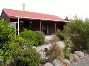 Alpine Cabin - Ohakune Holiday Home - 奥阿库尼