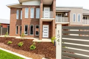 Wagga Apartments #3 - Yerong Creek