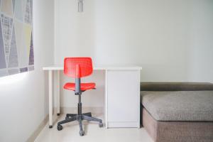 Minimalist Studio at Beverly 90210 Apartment By Travelio