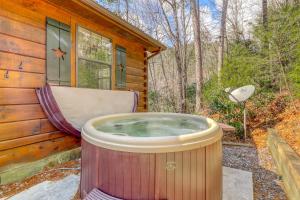 Two Bedroom House room in Etowah