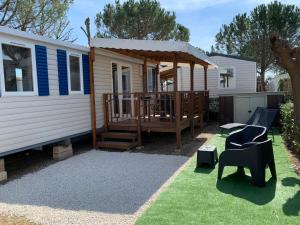 Campings Mobilhome Vias plage dans Camping : photos des chambres