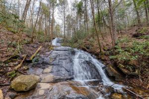 Wildwood River Retreat