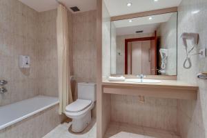 Double Room room in Hotel Gran Garbi Mar & AquaSplash