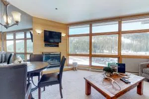 River Bank Lodge 2924 - Keystone