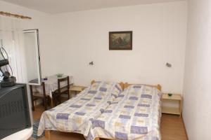 Studio room in Apartments with a parking space Brodarica Sibenik - 4239