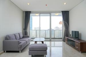 Elegant 2BR at Empyreal The Epicentrum Kuningan Apartment By Travelio