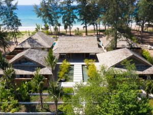 Luxury Beachfront Villa Phuket Private Pool Full Staff At Natai Beach