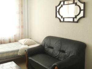Studio (2 Adults) room in Charleroi Apartotel Des Jardins De La Fontaine Qui Bout