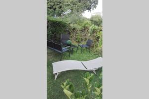 Appartement jardin a 100m de la plage et Thalasso