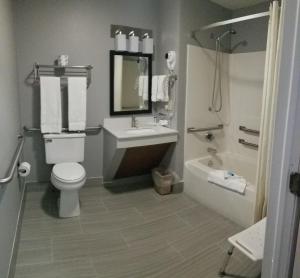 Double Room - Non-Smoking  room in Adams Inn and Suites