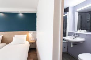 Hotels KYRIAD Issoudun : photos des chambres