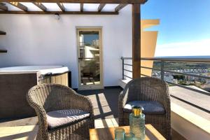 Albufeira l AMAZING terrasse with jacuzzi Encosta da Orada